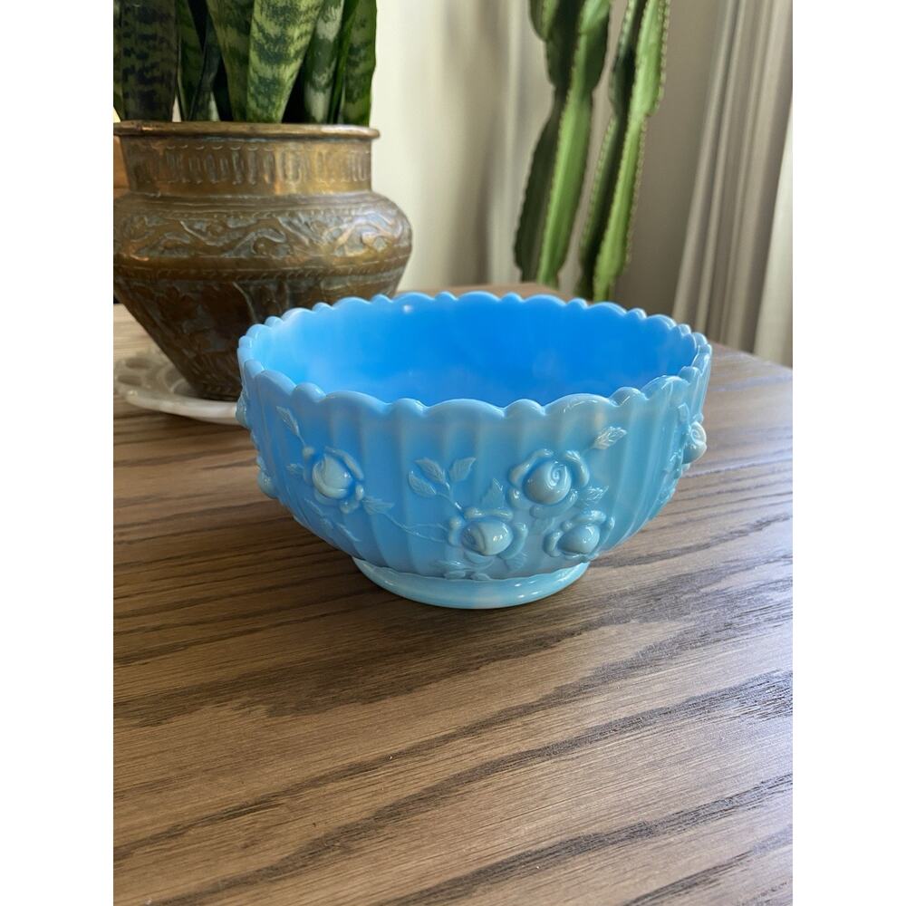 Vintage Fenton Cabbage Rose Bowl Blue White Slag Glass Bowl